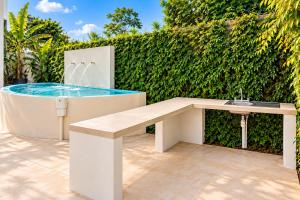 Casa Maya Villa with Private Pool Bar and Parking Merida