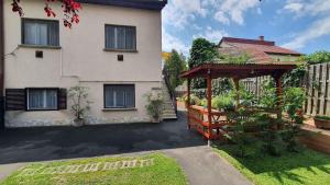 Apartment with Pool in Balatonfoeldvar 18553