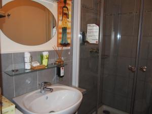 Hotels Hotel Du Croise : photos des chambres