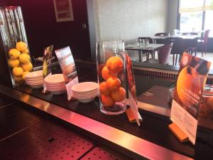 Hotels Campanile Nantes ~ Saint-Herblain : photos des chambres