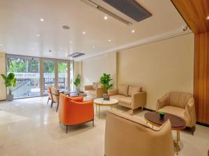 Palette Hotel & Convention Centre, Millennium City Gurugram