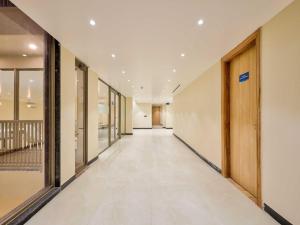 Palette Hotel & Convention Centre, Millennium City Gurugram