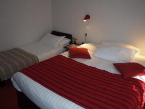 Hotels Hotel Du Croise : photos des chambres