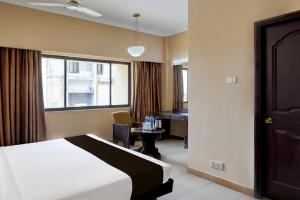 Super Townhouse Koyambedu Formerly Royal Plaza