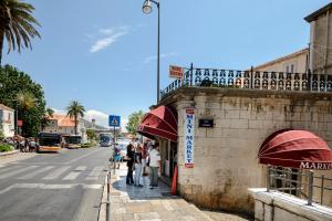 Apartments Pile Marina