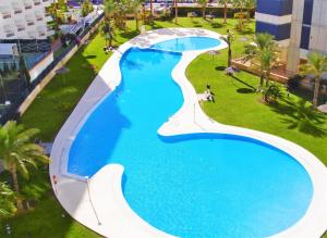 Cozy apartment in Benidorm 68 m² with shared pool