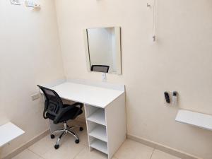 Loft 25 excelente y comodo, cerca del vado del rio, consulado,CAS, galerias mall , cama queen , cocineta
