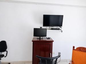 Loft 25 excelente y comodo, cerca del vado del rio, consulado,CAS, galerias mall , cama queen , cocineta