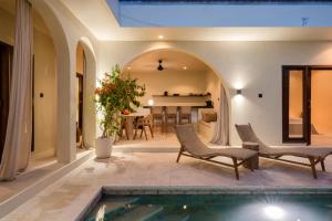 Villa Azizam - 3BR Pool Luxury Villa - Gym, Sauna & Wellness by Bali Social Club