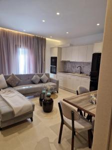Villa Cala Nevruz Luxury Retreat - By Villa Mana Gers