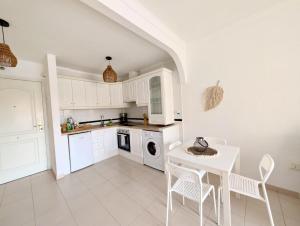 Sea and Pool Boho Suite By Deihu Experiences