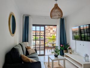Sea and Pool Boho Suite By Deihu Experiences