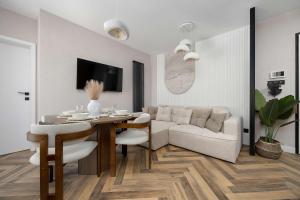 Unique apartments with private sauna and parking in Kielce Aleja Solidarności 32 by Heyrent