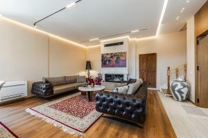 Villa Serenata No 57 Belvedere Korça by PikHost