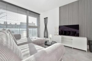 Spacious apartment with parking in Gdańsk Gdańska 16 by Heyrent