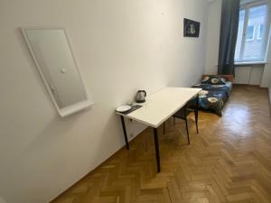 Fantastic Waw - O13 Room C