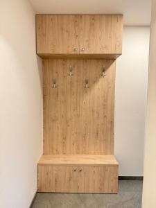New Cozy Apartment in Prague with Free Parking