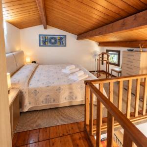 Baia Mimosa House