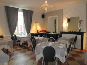 Logis Hostellerie Du Cheval Blanc