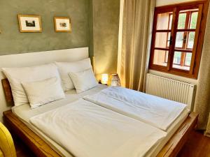 Apartments Loket No 59 pod hradem
