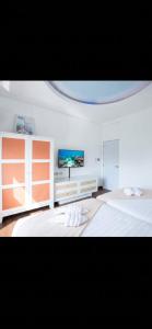 Luxury 4-Bedroom Pool Villa 3-Storey Walk to Jomtien Beach