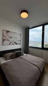 Balcony with views Modern apartment free parking