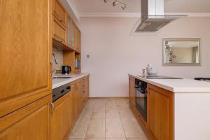 Elysia Suite - 1-BR with AC for 5 - Old Town
