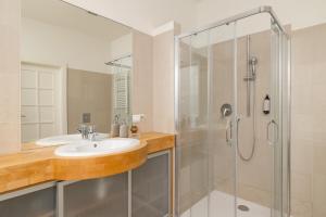 Elysia Suite - 1-BR with AC for 5 - Old Town