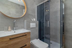 Helia - Charming AC Studio for 4 - Old Town