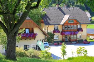 Pension Glitschnerhof - 3hvězdičkové hotely ve městě Aigen im Ennstal