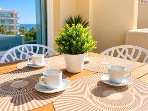 BenalBeach Zafiro - Beachside, Pools & Side Sea View