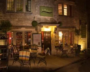 St.Michaels Bistro - Harescombe