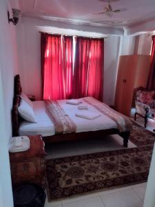 Hotel Moon In
