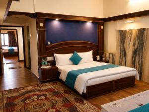 Hotel Lasa Inn