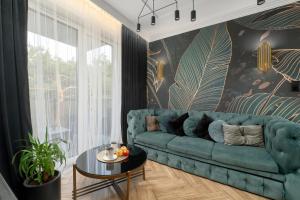 Stylowe Apartamenty z Sauną i Parkingiem Cedzyna Świętego Andrzeja 3 by Heyrent