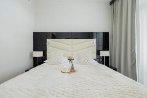 Komfortowy Apartament Blisko Plaży Kołobrzeg Sułkowskiego 4B by Heyrent
