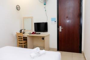 Hương Trà Hotel