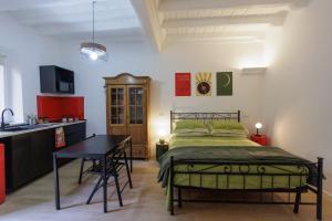GuestHost - Comfy Studio Flat in Romes Centre