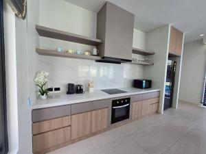 The Residents Resort At Bangtao Beach 3BR