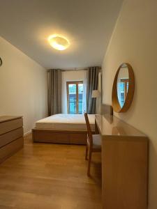 Lumina I Premium 4-room Apt with Loggia I Parking I Center