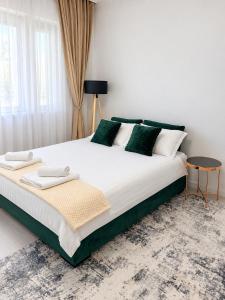 Mid Green Studio, Self check-in, Free Parking