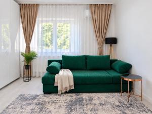 Mid Green Studio, Self check-in, Free Parking
