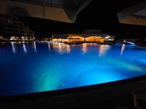 MIDIA FAMILY RESORT 1 Izbový apartmán na pláži s výhladom na more