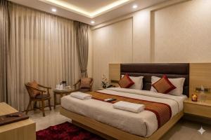 Revking--Hotel Lav Kush 3-star Hotel l Paharganj, Central Delhi, New Delhi Railway Station