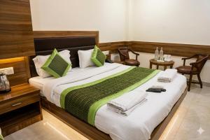 Revking--Hotel Lav Kush 3-star Hotel l Paharganj, Central Delhi, New Delhi Railway Station