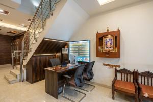 Revking--Hotel Lav Kush 3-star Hotel l Paharganj, Central Delhi, New Delhi Railway Station