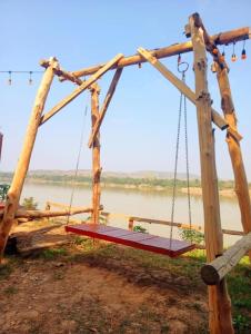 Baan Suan Rimkhong Resort and Cafe