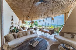 Villa Avocado Boutique 3BR Organic Design