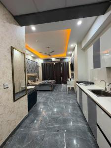 Home Stay