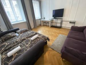 Fantastic Waw - KP69 Room - C